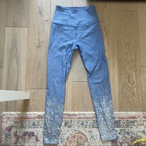 Beyond Yoga Blue and White Speckled Leggings